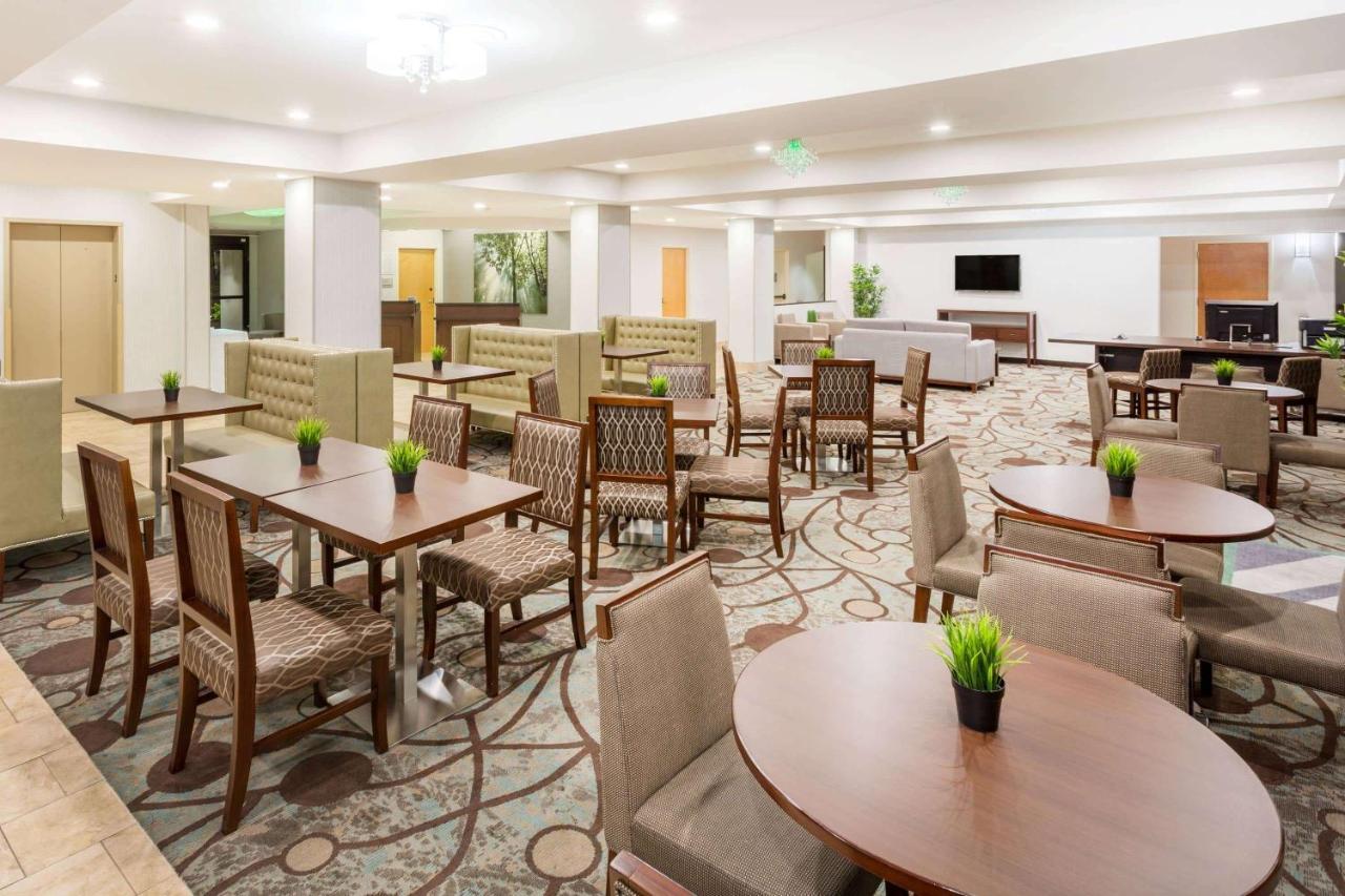 Wyndham Garden Greenville / Spartanburg Airport Eksteriør billede