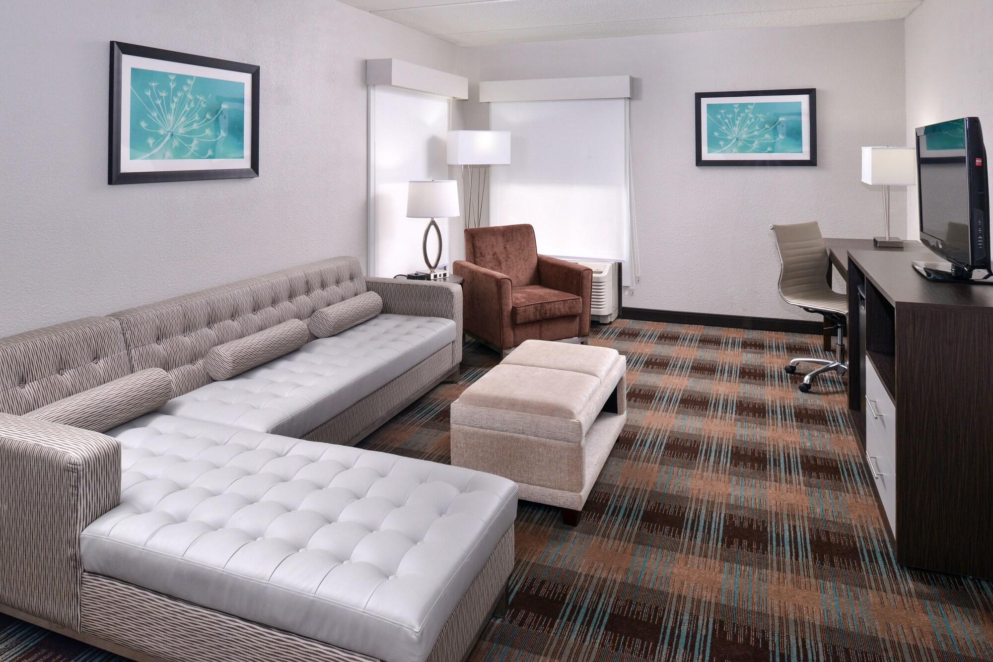 Wyndham Garden Greenville / Spartanburg Airport Eksteriør billede