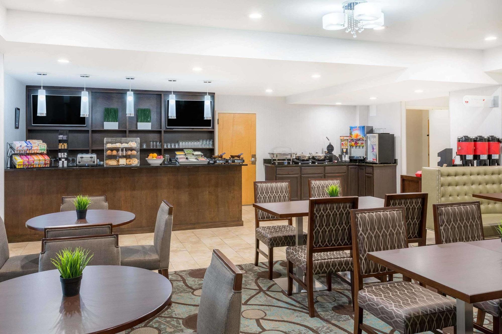 Wyndham Garden Greenville / Spartanburg Airport Eksteriør billede